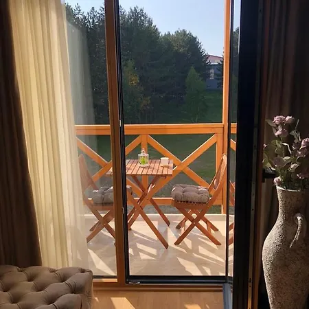 As - Sa Garazom Apartment