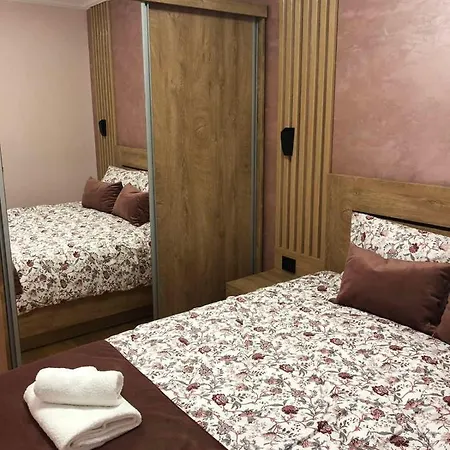 As - Sa Garazom Zlatibor