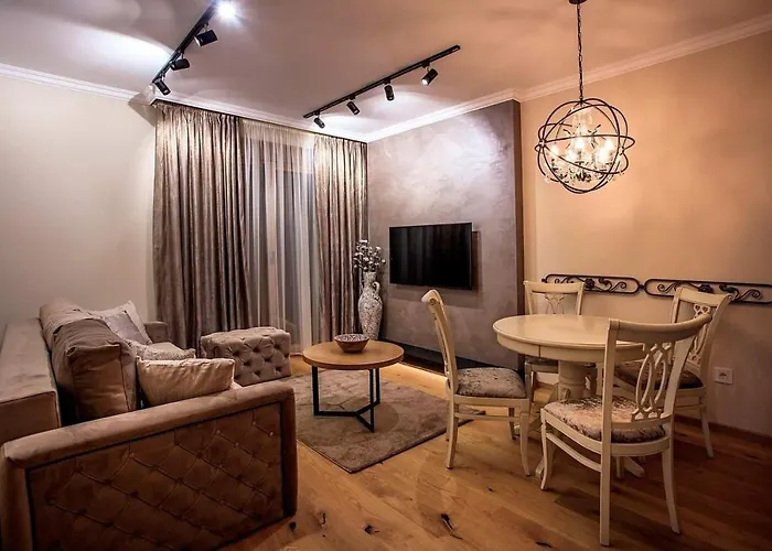 As - Sa Garazom Zlatibor